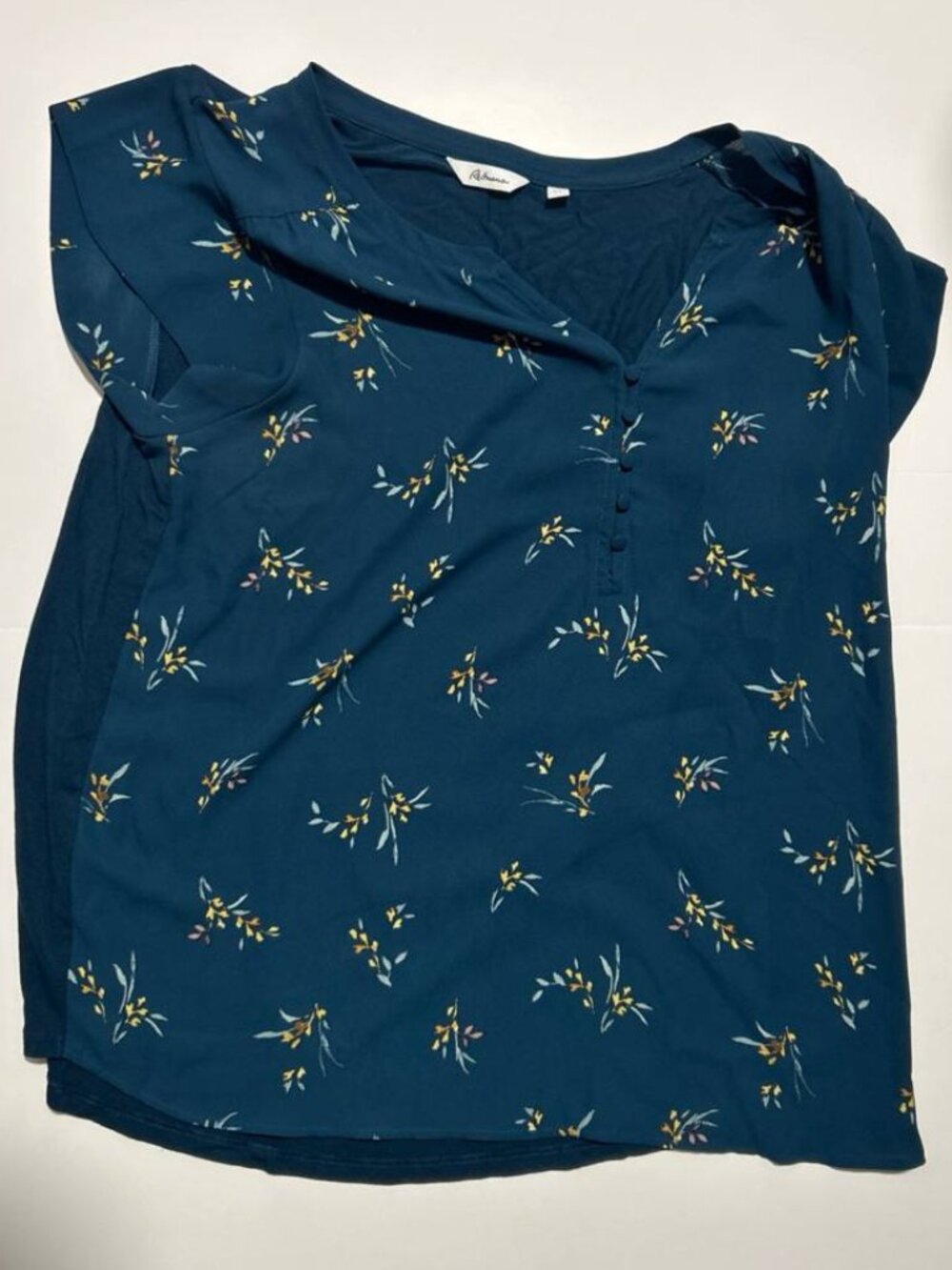 Reitmans Teal Floral Mixed-Media Blouse L